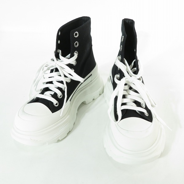 実際に弊社で買取させて頂いたALEXANDER MCQUEEN/アレキサンダー・マックイーン トレッドスリック キャンバス スニーカー 697080/38.5
