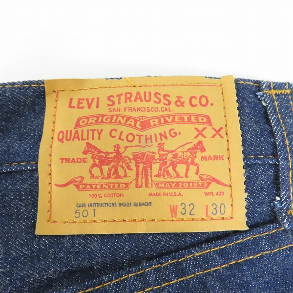 実際に弊社で買取させて頂いた【未使用】LEVI'S/リーバイス 501 米国製 刻印6 66前期 赤耳 フラッシャー付 デニムパンツ/W32の画像 5枚目