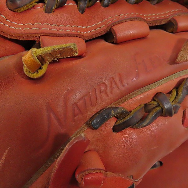 実際に弊社で買取させて頂いたHI-GOLD/ハイゴールド 軟式 内野手 右投げ用グローブの画像 8枚目