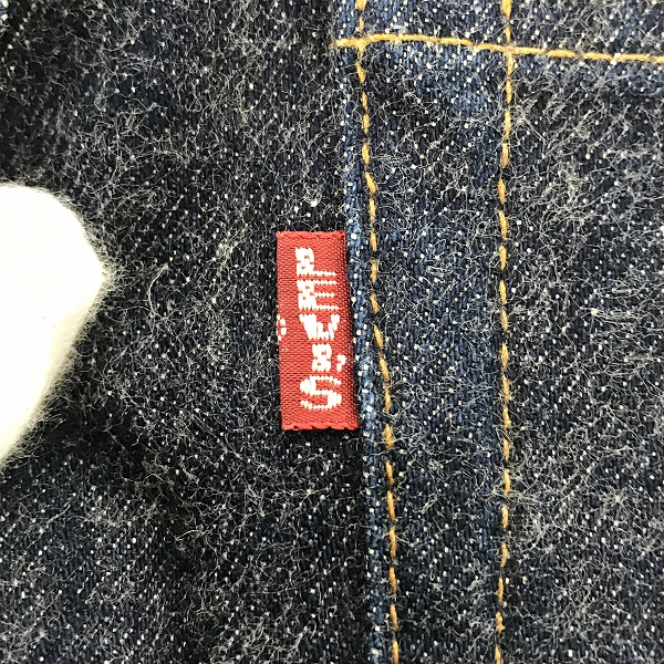実際に弊社で買取させて頂いたLEVIS/リーバイス 501 刻印555 米国製 BIG E 不均等V ボタンフライ 501-0001/W30L40の画像 3枚目