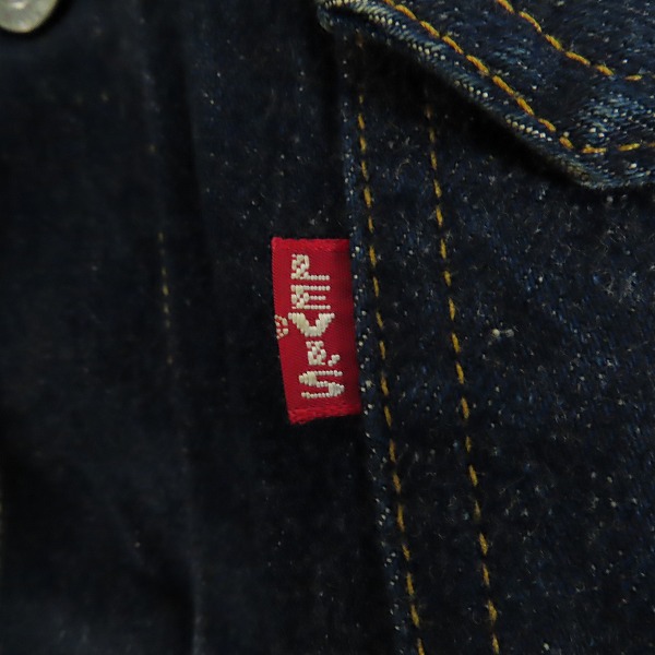 実際に弊社で買取させて頂いたLEVI’S/リーバイス 506XX  1st/ファースト 復刻 デニムジャケット Gジャン 555刻印/40の画像 3枚目