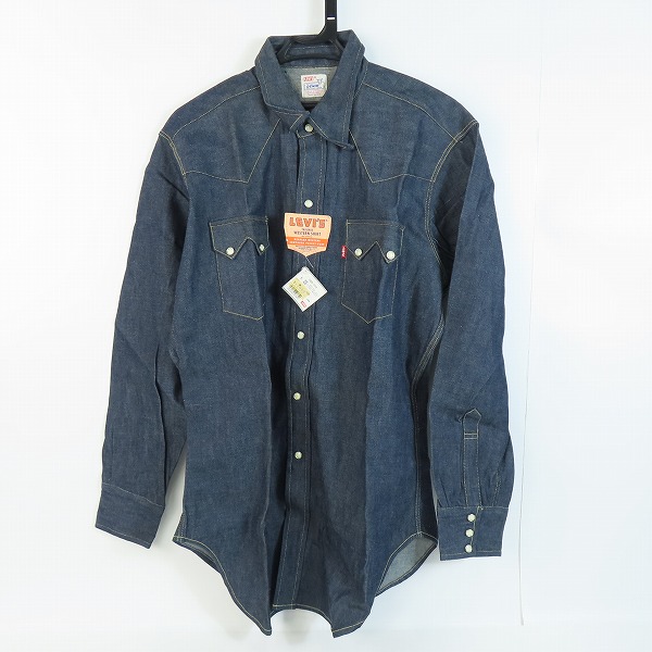 実際に弊社で買取させて頂いた【未使用】LEVIS/リーバイス 米国製 デニムウエスタンシャツ/L