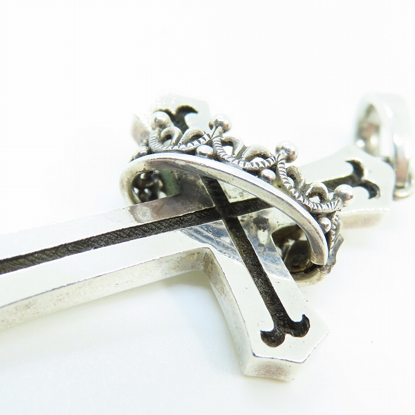 実際に弊社で買取させて頂いた【ギャラ付き】Justin Davis/ジャスティンデイビス Cross With Crown/クロスウィズクラウン ペンダント SPJ122の画像 6枚目