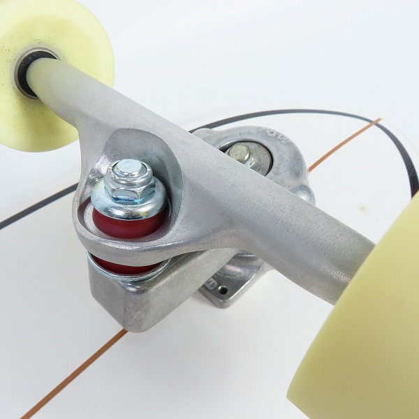 実際に弊社で買取させて頂いたYOW/ヤウ Shadow 33.5” シャドウ PYZEL MERAKI S5 スケートボード/サーフスケートの画像 2枚目