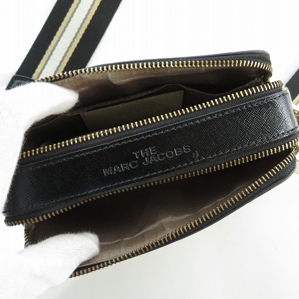 実際に弊社で買取させて頂いたMARC JACOBS/マークジェイコブス THE SNAPSHOT ショルダーバッグの画像 5枚目