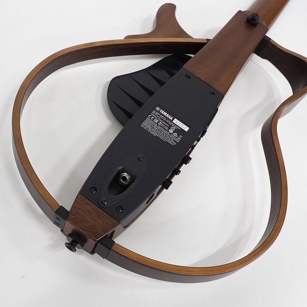 実際に弊社で買取させて頂いた★【美品】YAMAHA/ヤマハ SLG200N NT サイレントギター/ナイロン弦 ACアダプター・専用ギグケース付の画像 6枚目