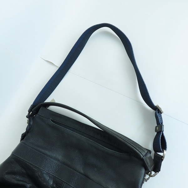 実際に弊社で買取させて頂いたaniary/アニアリ 裏地カモフラ/迷彩 レザー トートバッグ/ショルダーバッグの画像 4枚目