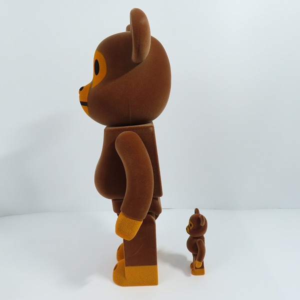 実際に弊社で買取させて頂いたMEDICOM TOY×A BATHING APE/メディコムトイ×アベイシングエイプ BE@RBRICK BABY MILO(R) Flocky Ver. 100％ & 400％の画像 2枚目