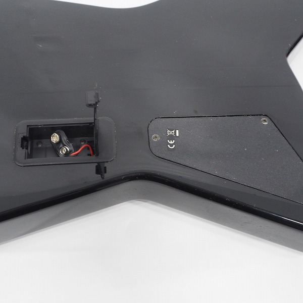 実際に弊社で買取させて頂いた★【弦無し】Charvel/シャーベル ランダムスターType EMG搭載 アクティブ エレキギターの画像 8枚目