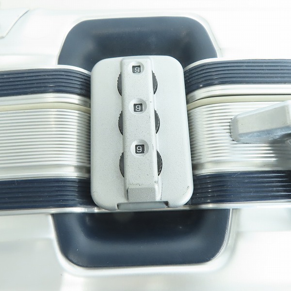 実際に弊社で買取させて頂いたRIMOWA/リモワ SilverIntegral/シルバーインテグラル 2輪キャリーケース/925.52の画像 4枚目
