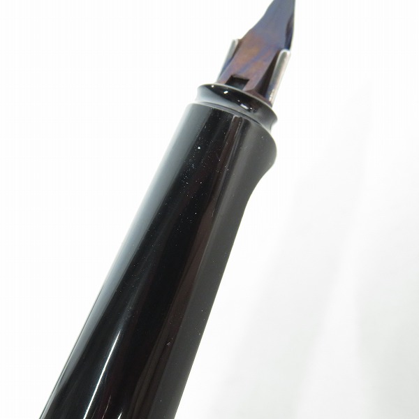 実際に弊社で買取させて頂いたLAMY/ラミー サファリ 小窓付き 万年筆の画像 6枚目