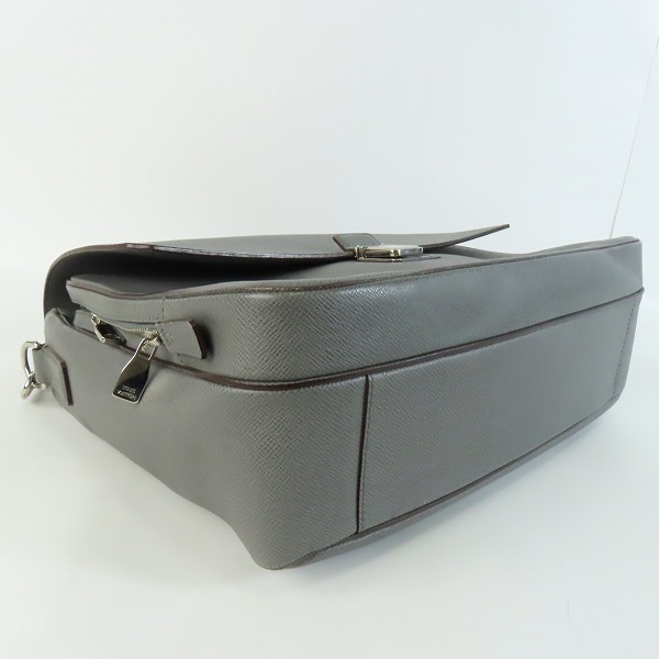 実際に弊社で買取させて頂いたLOUIS VUITTON/ルイヴィトン タイガ ヴァシリGM グラシエ ビジネスバッグ M32638の画像 2枚目
