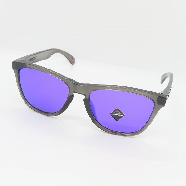 実際に弊社で買取させて頂いたOAKLEY/オークリー FROGSKINS/フロッグスキン サングラス/アイウェア OO9245-7454