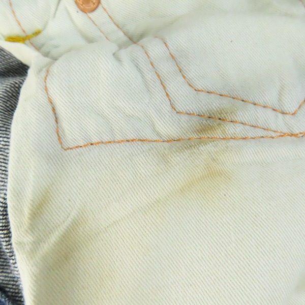 実際に弊社で買取させて頂いたEVISU/エヴィス エビス 戎 魂 刺繍 ボタンフライ デニムパンツ Lot.2001/32×36の画像 8枚目