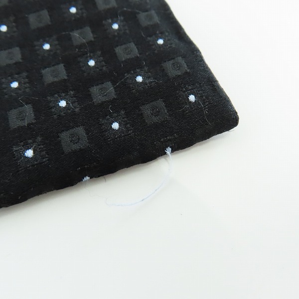 実際に弊社で買取させて頂いたPaul Smith/ポールスミス シルク100% ドット柄 ブラック ネクタイの画像 6枚目