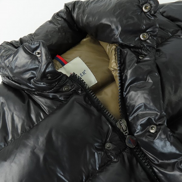 実際に弊社で買取させて頂いたMONCLER/モンクレール EVEREST/エベレスト ダウンジャケット 41310/50/68950/2の画像 7枚目