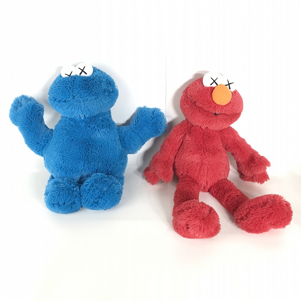 実際に弊社で買取させて頂いた【おまとめ】UNIQLO×KAWS×SESAMESTREET/ユニクロ×カウズ×セサミーストリート ぬいぐるみの画像 4枚目