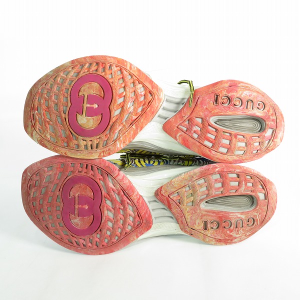 実際に弊社で買取させて頂いたGUCCI/グッチ GUCCI RUN テクニカルニット スニーカー ブルー size 7の画像 2枚目