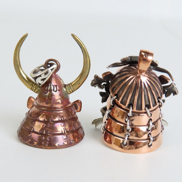 実際に弊社で買取させて頂いたJINA BRING/ジナブリング oriental vibrations/オリエンタルバイブレーションズ 武者スカル 兜 ペンダント 4点セットの画像 5枚目