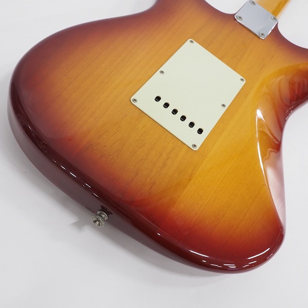 実際に弊社で買取させて頂いた★Fender JAPAN/フェンダージャパン ST62 Stratocaster/ストラトキャスター エレキギター ソフトケース付の画像 7枚目