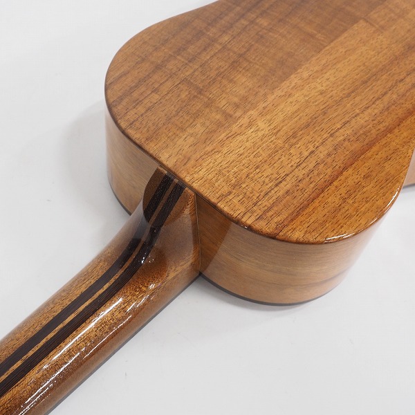 実際に弊社で買取させて頂いた★【美品】FGN/FUJIGEN/フジゲン FUS-TT-03 テナーウクレレ セミハードケース付の画像 8枚目