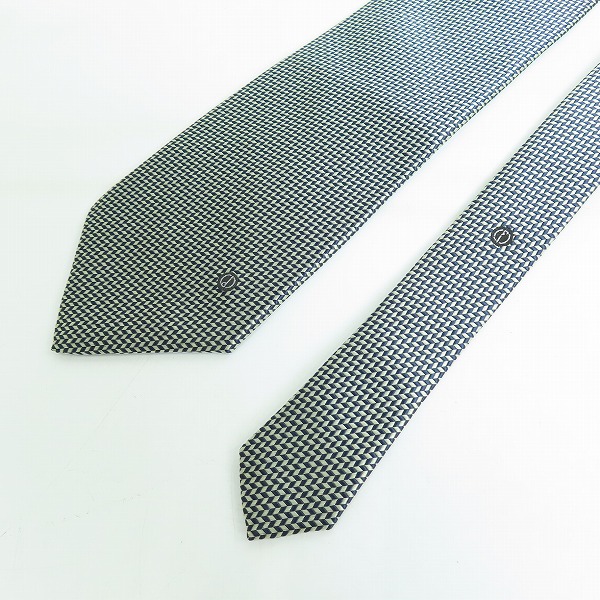 実際に弊社で買取させて頂いたDunhill/ダンヒル ロゴ入り総柄 ネクタイの画像 1枚目