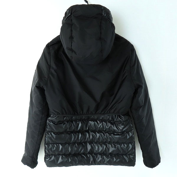 実際に弊社で買取させて頂いた【JPタグ】MONCLER/モンクレール SEPIK GIUBBOTTO レディース ダウンジャケット/コート I20931A00030/0の画像 1枚目