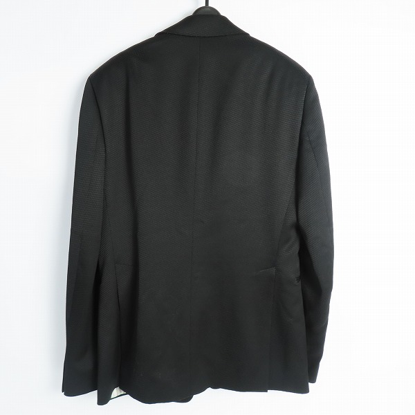 実際に弊社で買取させて頂いた【JPタグ】EMPORIO ARMANI/エンポリオアルマーニ 総柄 1Bテーラードジャケット ブラック/48の画像 1枚目