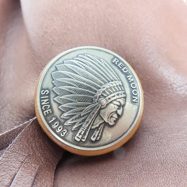 実際に弊社で買取させて頂いたRED MOON/レッドムーン バイカーズ/レザーメディスンバッグ フリンジ/コンチョ付の画像 4枚目