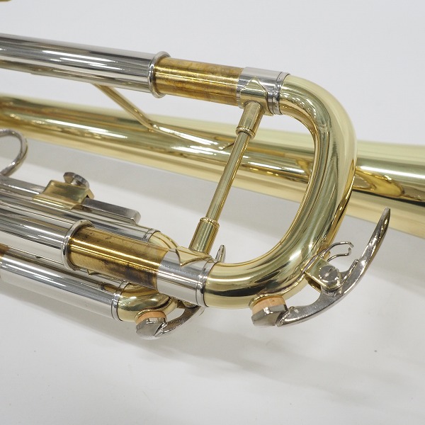実際に弊社で買取させて頂いたメーカー不明 トランペット ゴールド ハードケース付の画像 6枚目