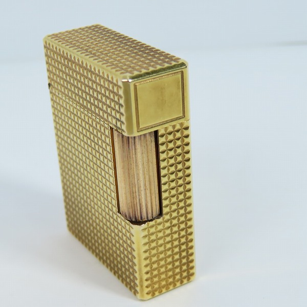 実際に弊社で買取させて頂いたS.T.Dupont/デュポン LINE1/ライン1 ショート ダイヤカット ガスライター ゴールドの画像 3枚目