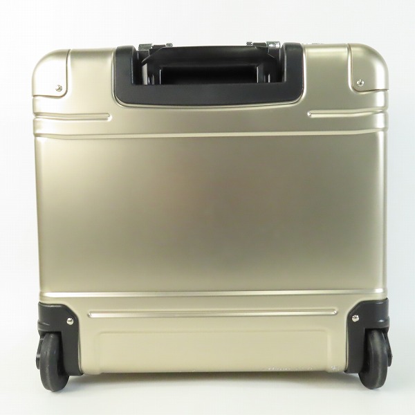 実際に弊社で買取させて頂いたZERO HALLIBURTON/ゼロハリバートン ダイヤルロック式 2輪キャリーケース 94127の画像 1枚目