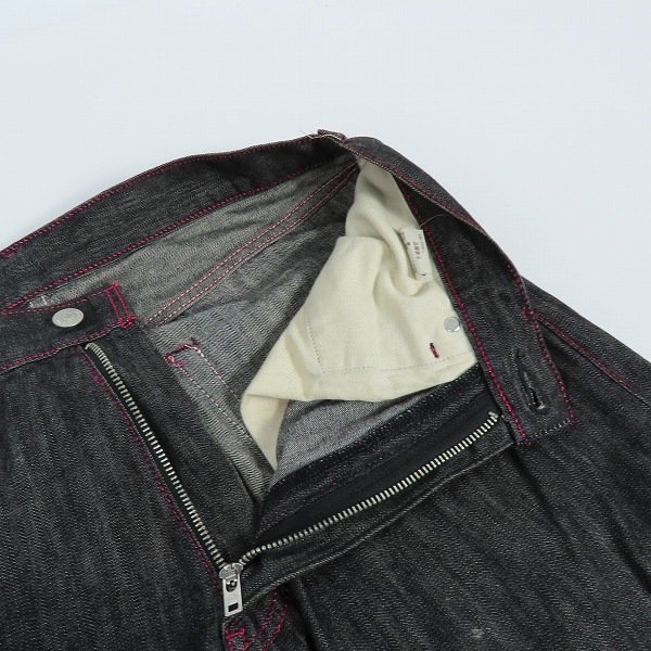 実際に弊社で買取させて頂いたLEVI’S Fenom×FRAGMENT DESIGN/リーバイスフェノム×フラグメントデザイン ワイドデニムパンツ FMSHT-0006/32の画像 5枚目