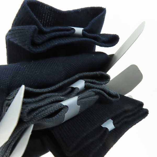 実際に弊社で買取させて頂いた【未使用】EMPORIO ARMANI/エンポリオ アルマーニ 靴下/ソックス 3点セットの画像 5枚目