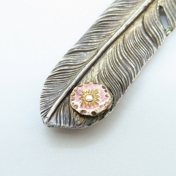 実際に弊社で買取させて頂いたARIZONA FREEDOM/アリゾナフリーダム 旧型 上金フープフェザー 左向き ペンダントトップの画像 4枚目