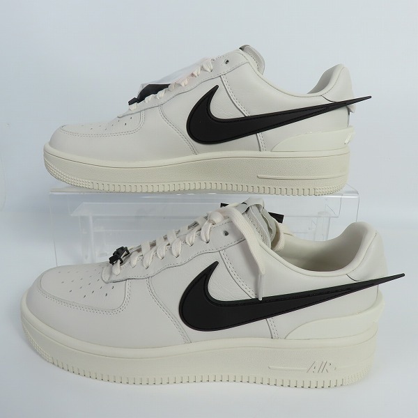 実際に弊社で買取させて頂いた【未使用】NIKE×AMBUSH/ナイキ×アンブッシュ AIR FORCE1 ファントム スニーカー DV3464-002/28の画像 3枚目