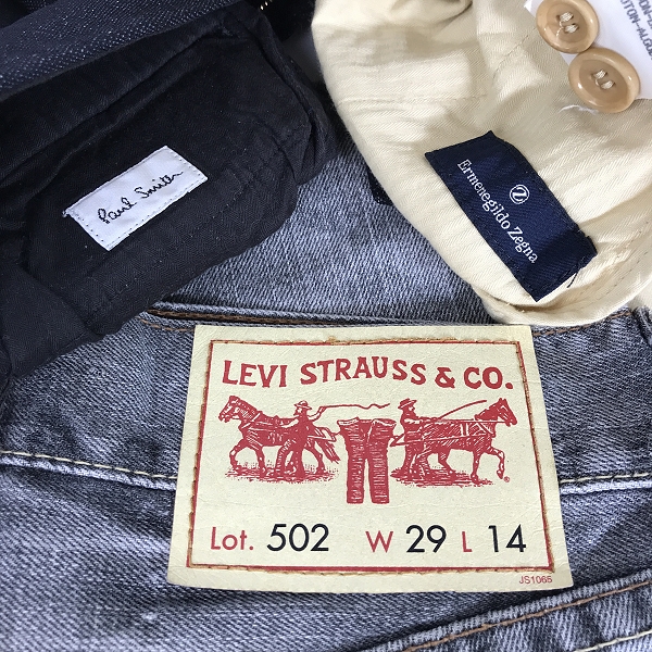 実際に弊社で買取させて頂いた【おまとめ】リーバイス/ポールスミス/エルメネジルドゼニア 他 デニム/チノパン 等