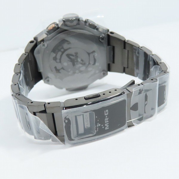 実際に弊社で買取させて頂いた【未使用】G-SHOCK/Gショック MR-G Bluetooth搭載 電波ソーラー フルメタル MRG-B1000B-1AJRの画像 3枚目