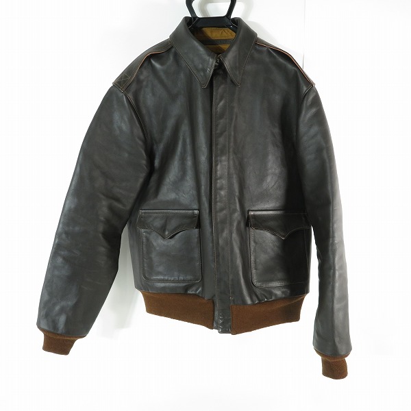 実際に弊社で買取させて頂いたTHE REAL McCOY'S/ザ リアルマッコイズ A-2 model 220 レザー フライトジャケット MJ22001 /42