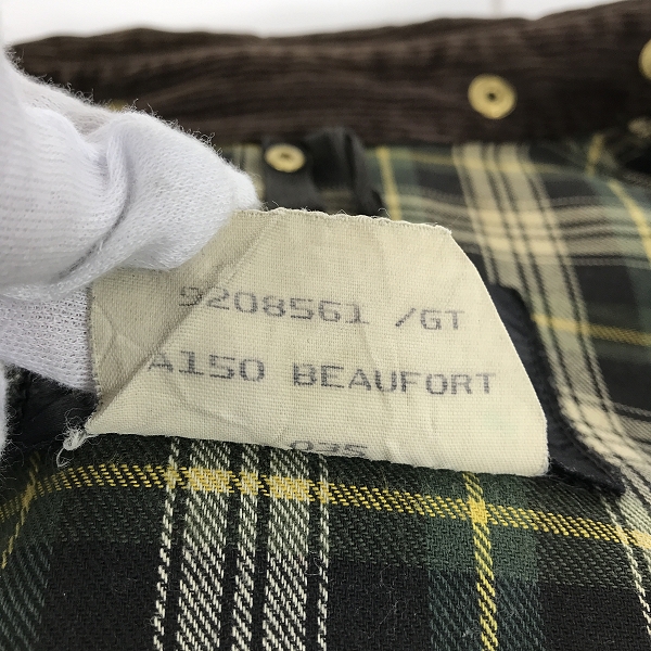 実際に弊社で買取させて頂いた【難有り品】Barbour/バブアー 90's BEAUFORT ビューフォート オイルドジャケットの画像 4枚目