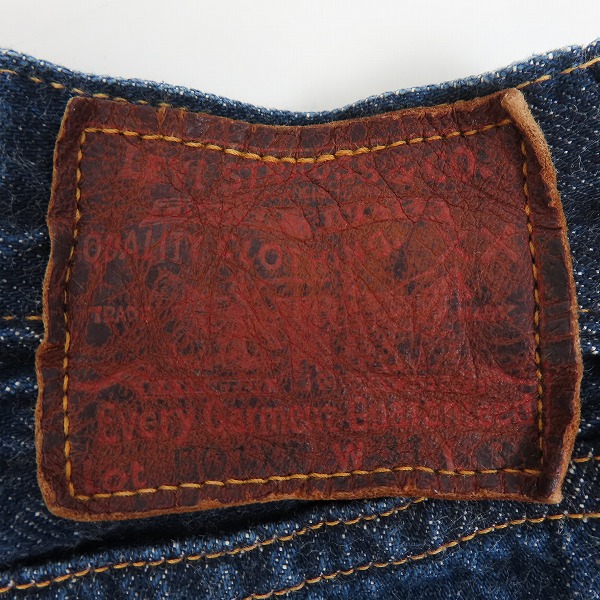 実際に弊社で買取させて頂いたLevis/リーバイス 501XX 1933年モデル デニムパンツ 33501-0017 W31の画像 2枚目