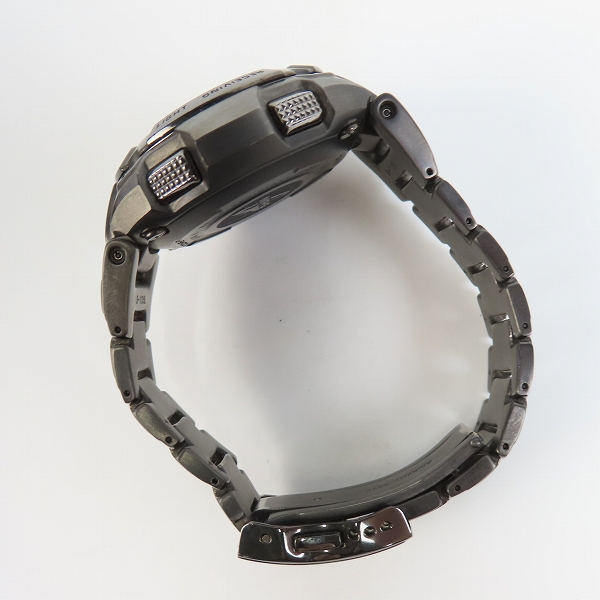 実際に弊社で買取させて頂いたG-SHOCK/Gショック フルメタルクロノグラフ MR-G タフソーラー MRG-7100BJ-1AJFの画像 1枚目