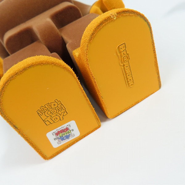 実際に弊社で買取させて頂いたMEDICOM TOY×A BATHING APE/メディコムトイ×アベイシングエイプ BE@RBRICK BABY MILO(R) Flocky Ver. 100％ & 400％の画像 6枚目