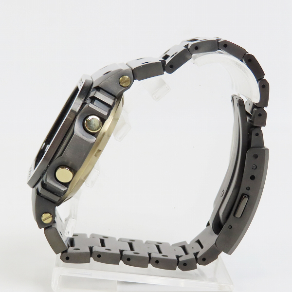 実際に弊社で買取させて頂いたG-SHOCK/Gショック MR-G 初代モデル DW-5000C チタン フルメタル MRG-B5000B-1JR の画像 2枚目