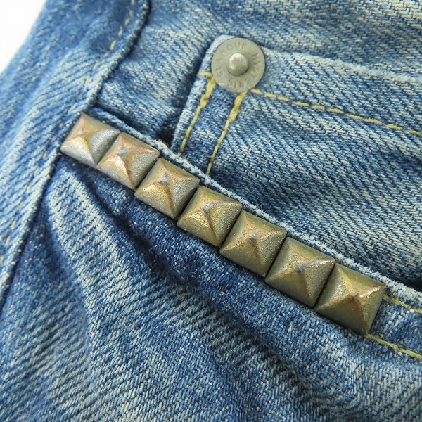 実際に弊社で買取させて頂いたHYSTERIC GLAMOUR/ヒステリックグラマー スタッズ ダメージ加工 ボタンフライ デニムパンツ 0243AP04/W29L32の画像 6枚目