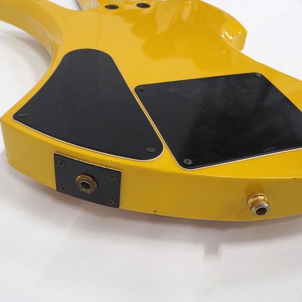 実際に弊社で買取させて頂いた★Burny FERNANDES/バーニー Yellow Heart Jr イエローハートhideモデル アンプ内蔵ミニエレキギターの画像 8枚目