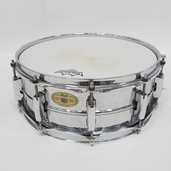 実際に弊社で買取させて頂いた【難有り】Pearl/パール SensiTone Custom Alloy Steel Shell/スチールシェル スネアドラム 14x5.5インチ