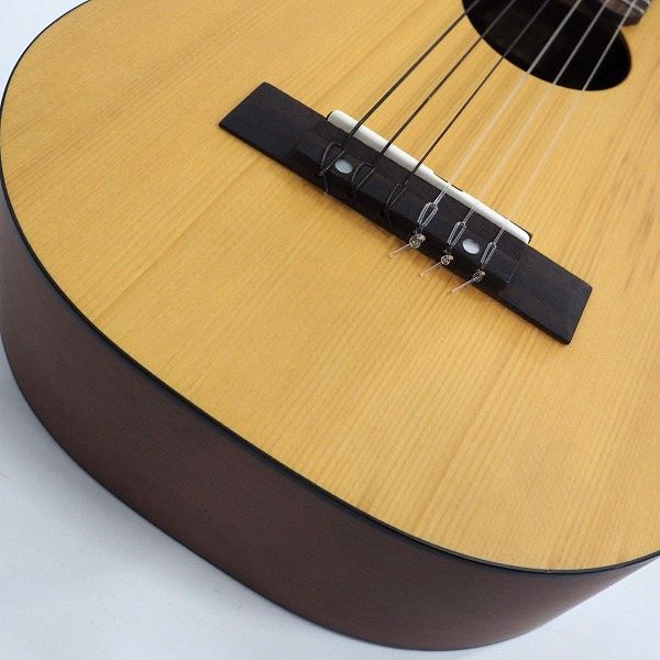 実際に弊社で買取させて頂いた★YAMAHA/ヤマハ GL-1/GL1  Guitalele/ギタレレ コンパクトボディ ナイロン弦ギターの画像 6枚目