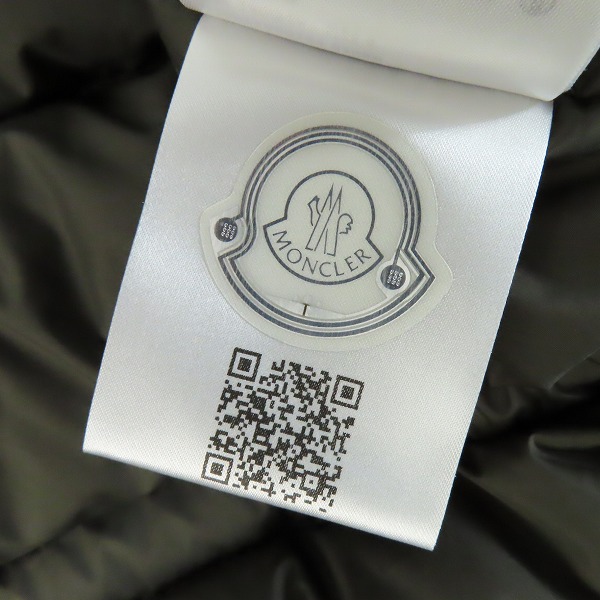 実際に弊社で買取させて頂いた【JPタグ】MONCLER/モンクレール BAUGES GIUBBOTTO ダウンジャケット H20911A00164 549SK/4の画像 6枚目