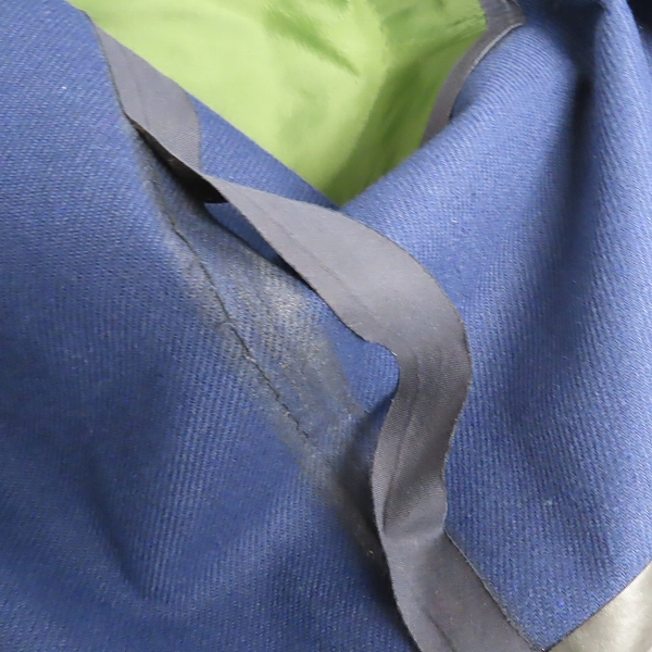 実際に弊社で買取させて頂いた【難有り】マッキントッシュ社製 イギリス軍 ゴム引き トレンチ コート 164-170/100の画像 7枚目